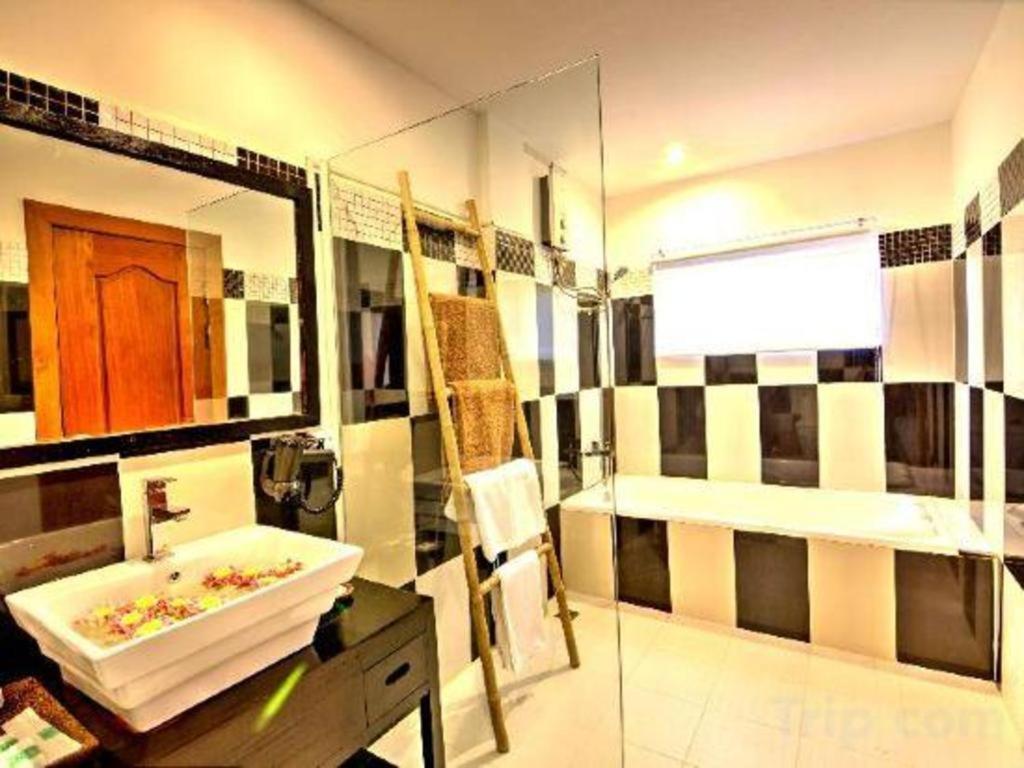 ลา เรสซิเดนซ์ บลอง ดังกอร์ Hotel เสียมราฐ ภายนอก รูปภาพ